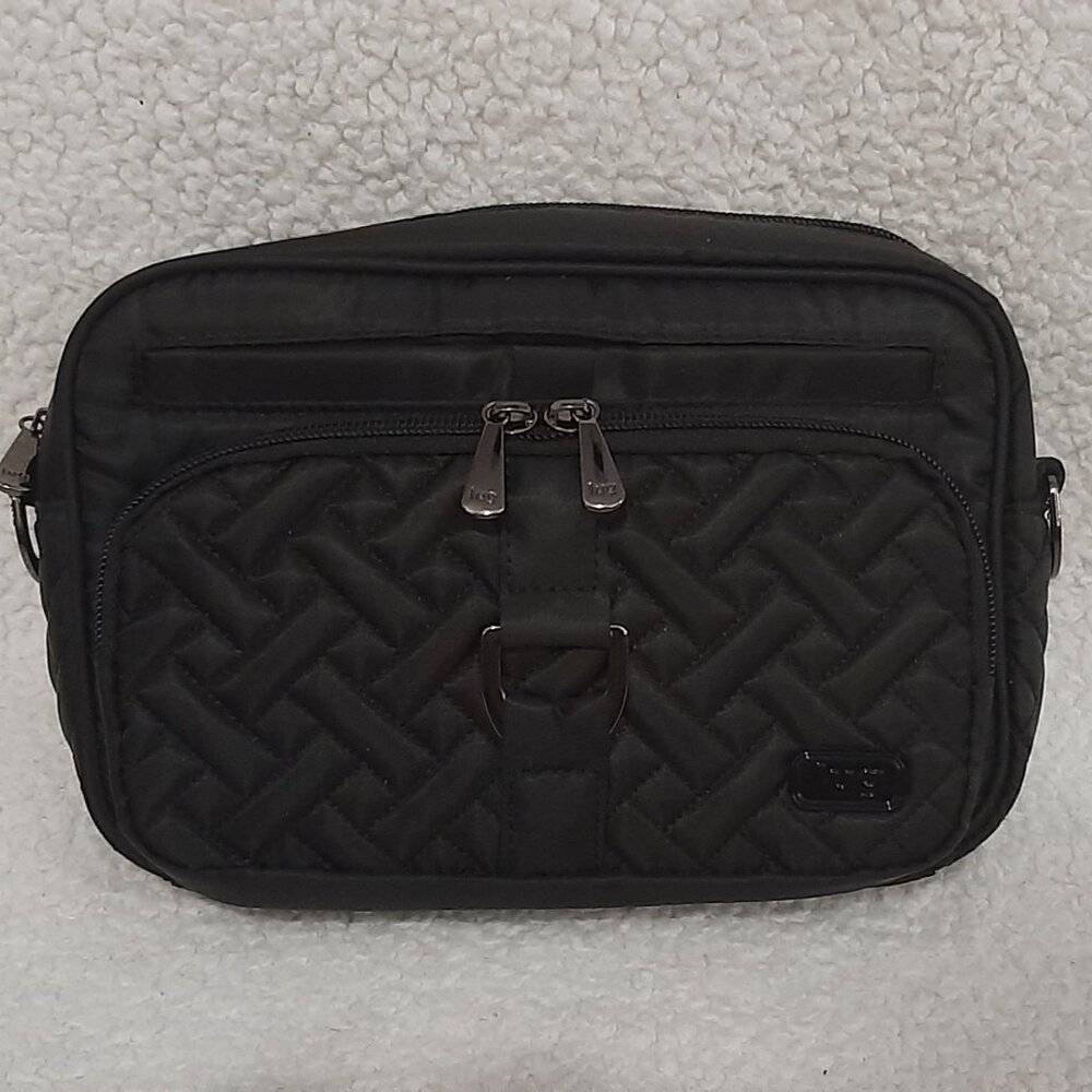 Lug Carousel Crossbody Bag (Midnight Black)
